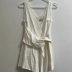 Ava V-Neck Romper M